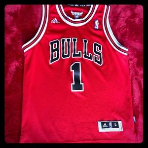 Derrick Rose Bulls Jersey